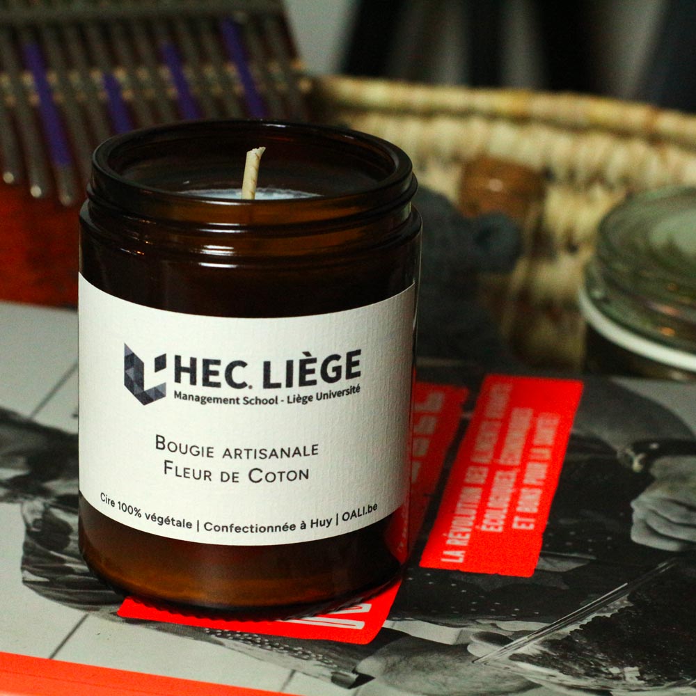 Bougie sur-mesure pour entreprises, personnalisable en senteur et design