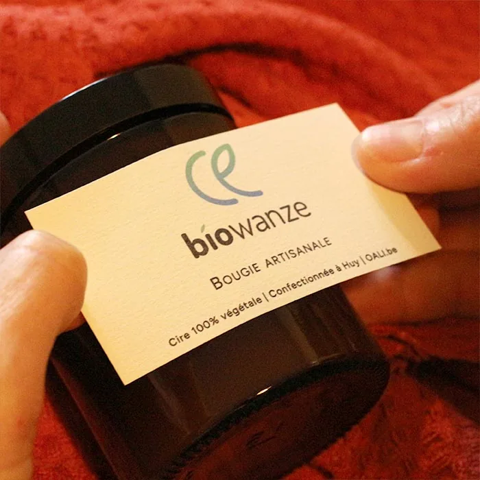 Reeks gepersonaliseerde ambachtelijke kaarsen voor Biowanze