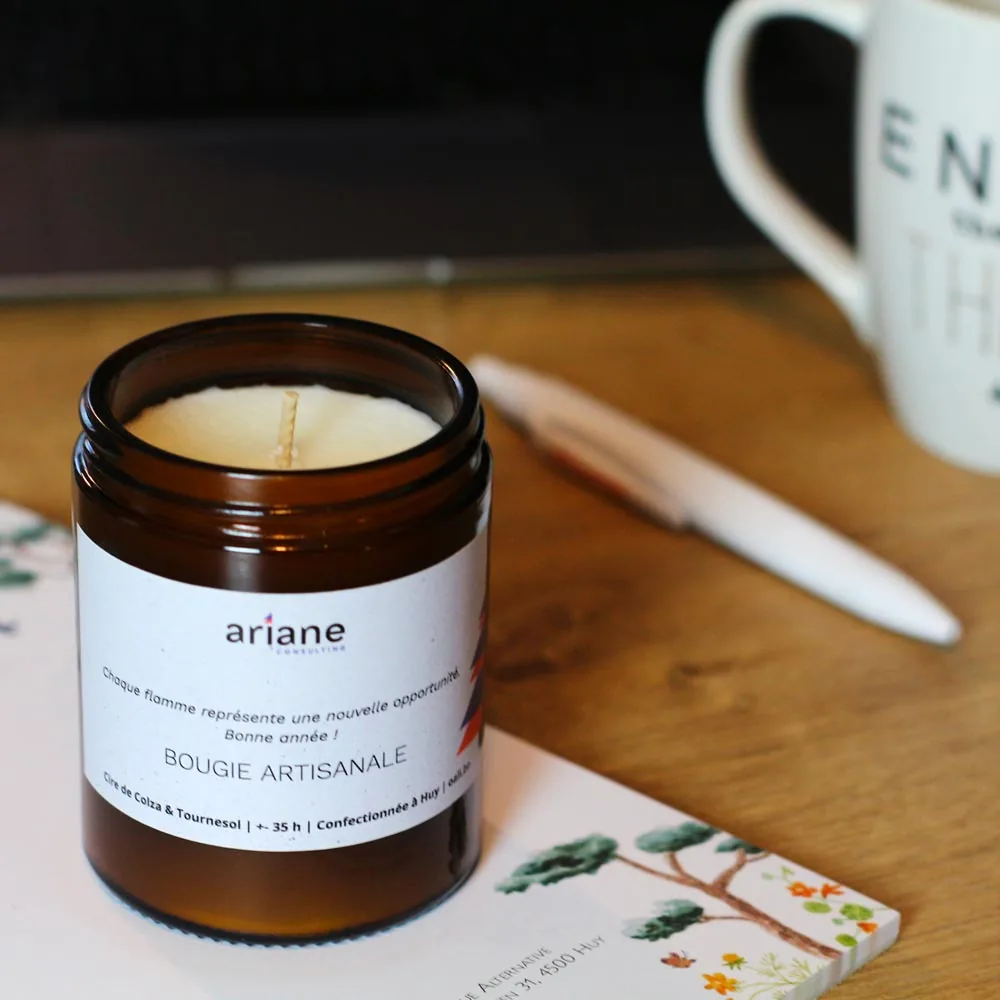 Ecologische kaars en gepersonaliseerde verpakking voor Ariane Consulting